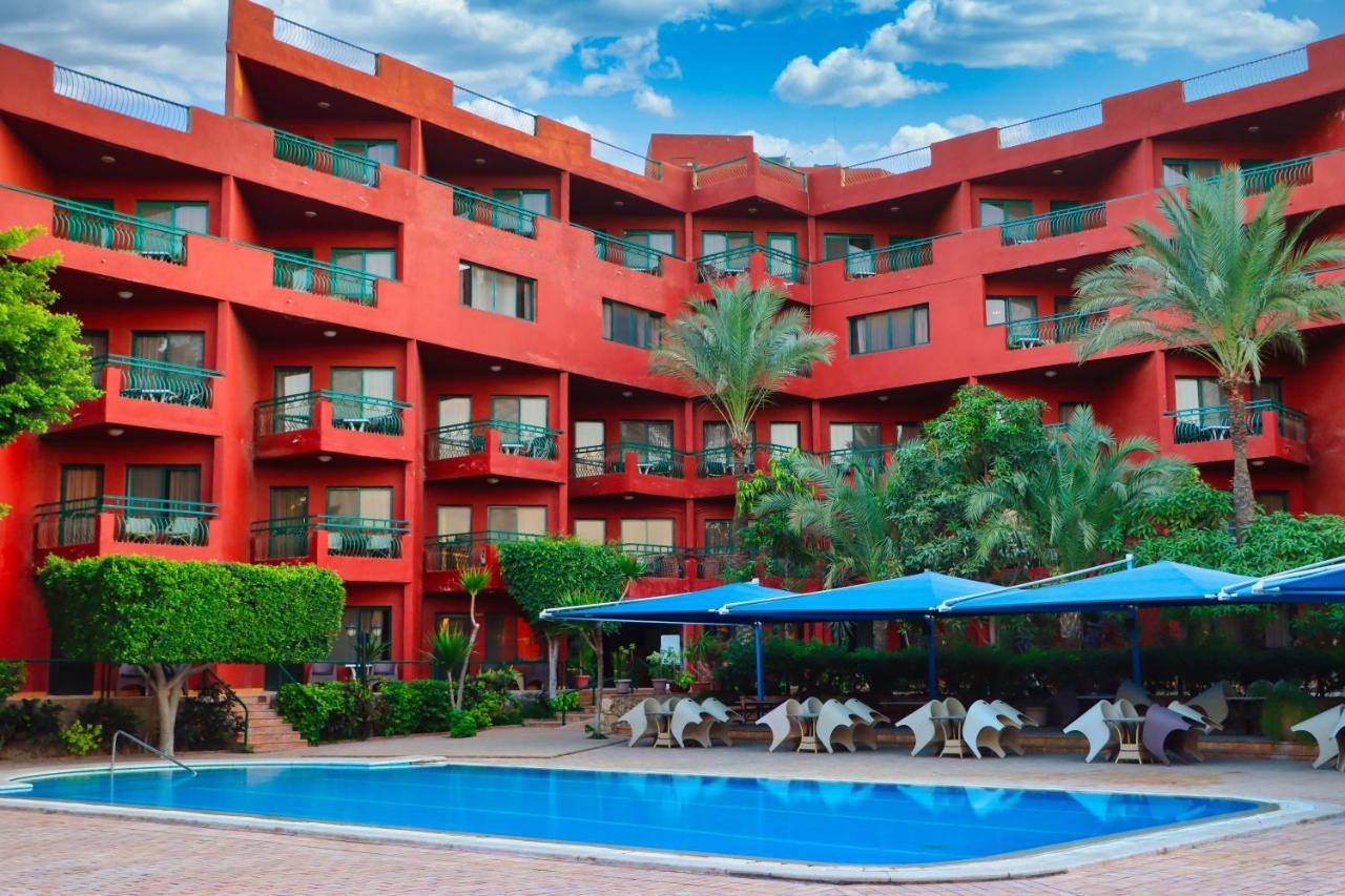 Adham Compound Hotel King Mariout Exteriör bild