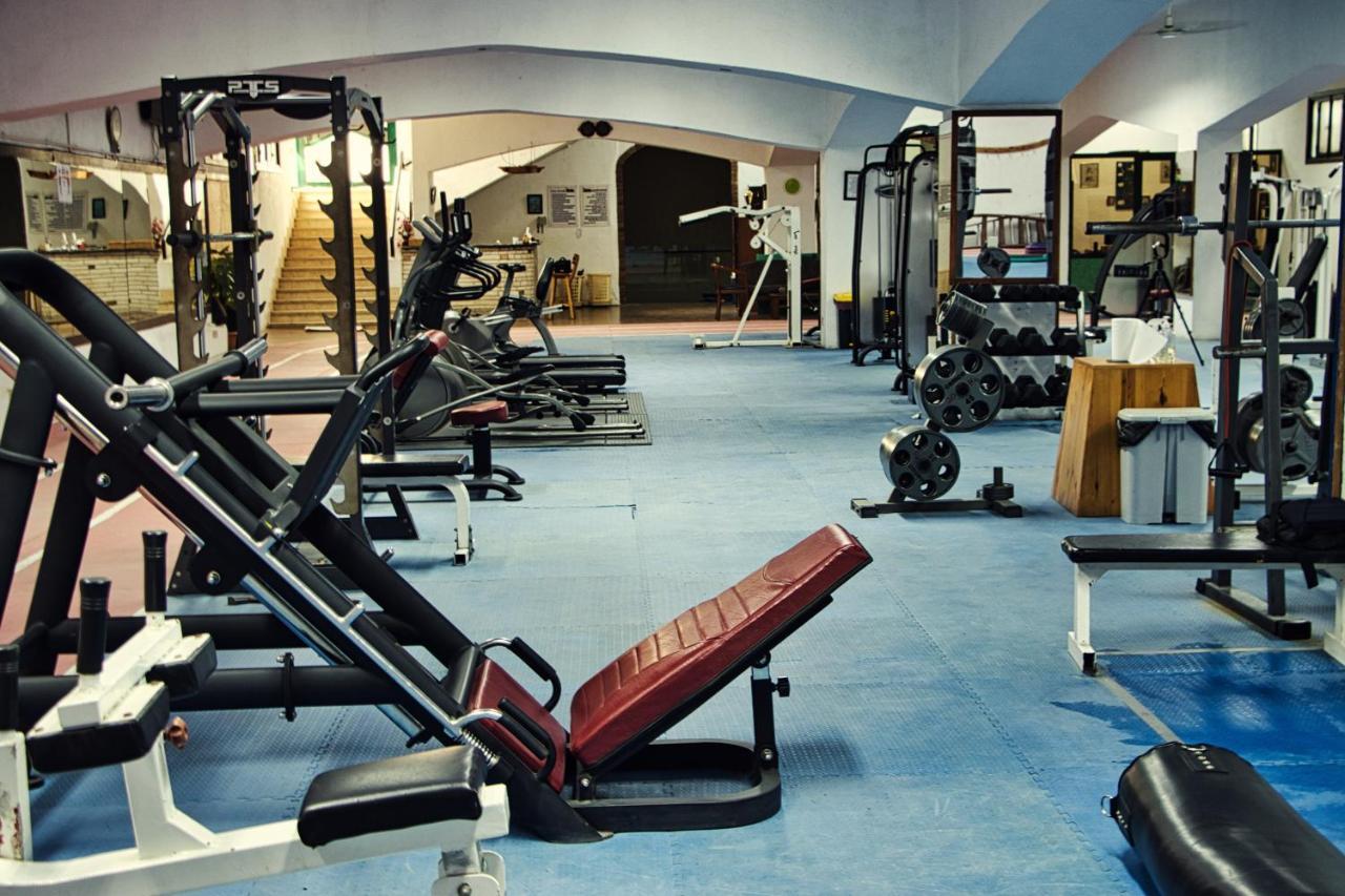 Adham Compound Hotel King Mariout Exteriör bild